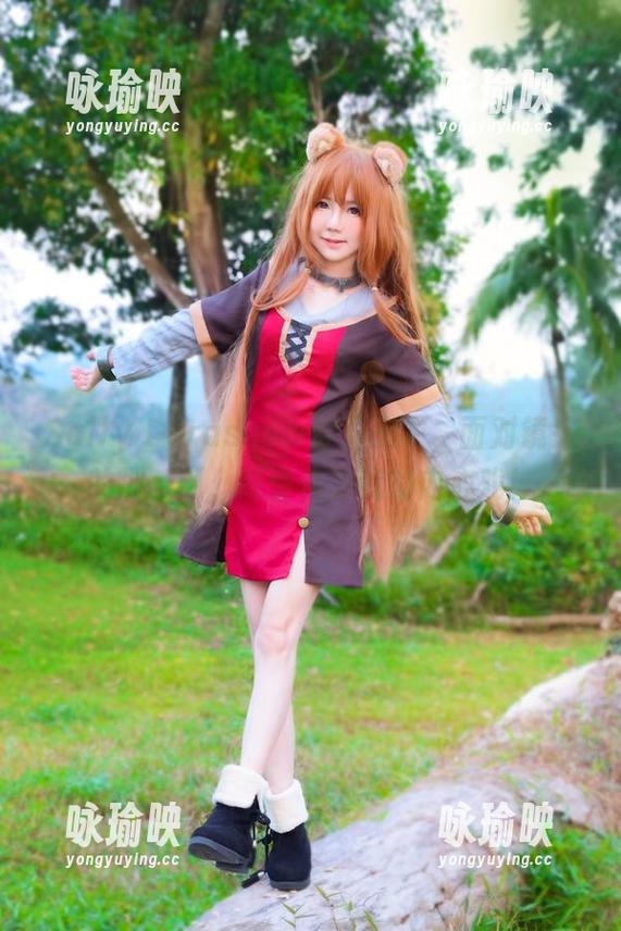 Sally Dorasnow穿着皮衣，面对镜头的那一刻，高清化身我的内心戏！